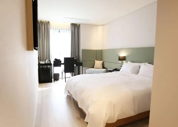Londoner Gwangan 3*