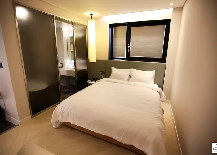 Londoner Gwangan 3*